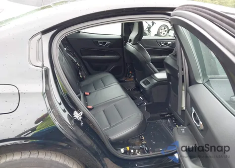 2020 Volvo S60 T5 Momentum из США, поврежденный, VIN 7JR102FK1LG063257